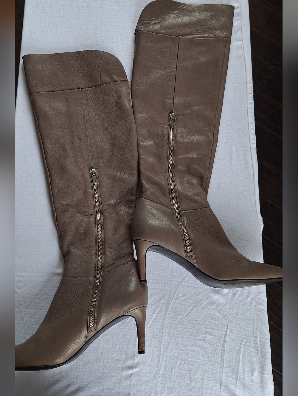 Calvin Klein Leather Knee High Boots Taupe Zip Heel Dress Boots Size 9 - Picture 3 of 7